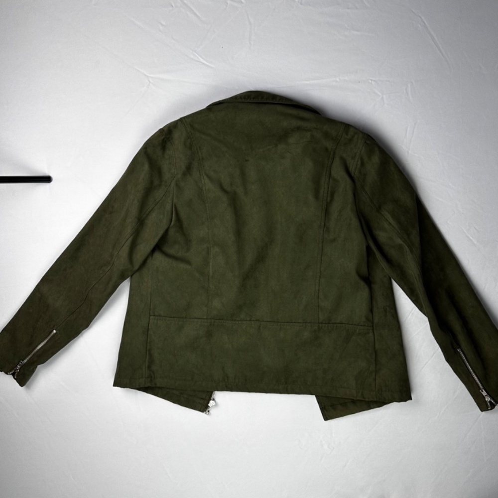 Bomber Jacket - Picture 5 of 5